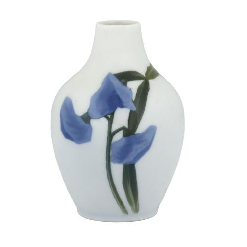 'Vase “Blooming peas”'